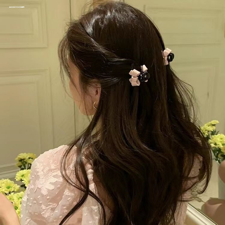 质感ins气质设计粉色蝴蝶结小抓夹显白百搭新款2023精致女生甜美