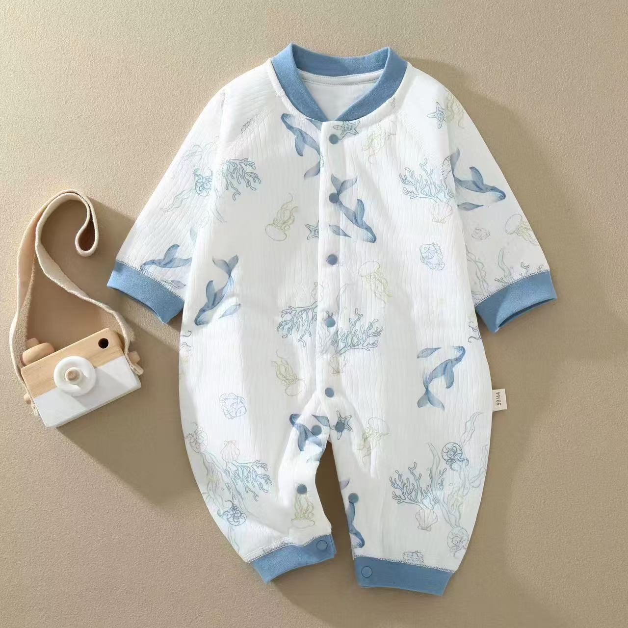 宝宝暖绒面连体衣婴幼儿婴儿柔软舒适冬季暖气房春秋外出儿童秋冬