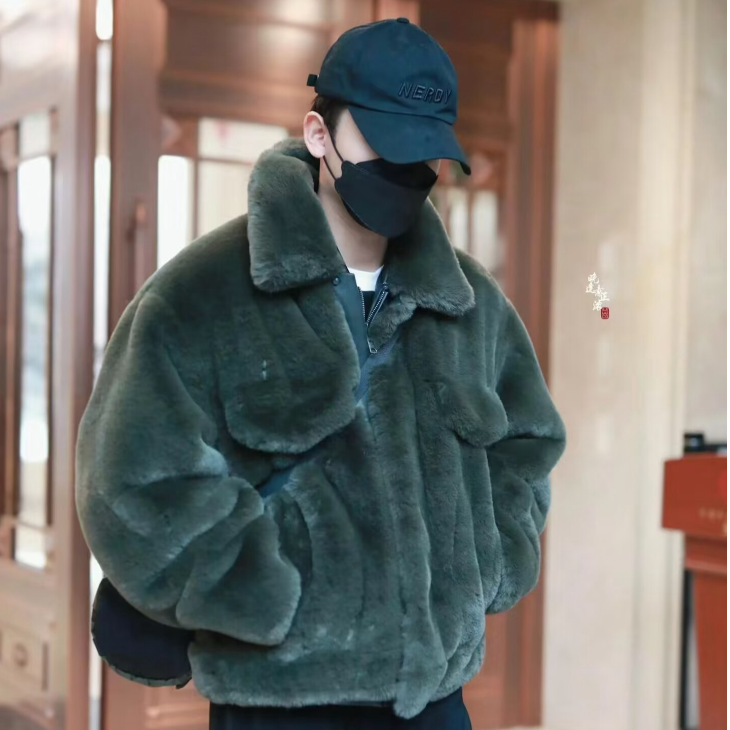 抗寒保暖潮流时尚明星同款毛毛绒外套男士冬季加厚时尚仿兔毛大衣
