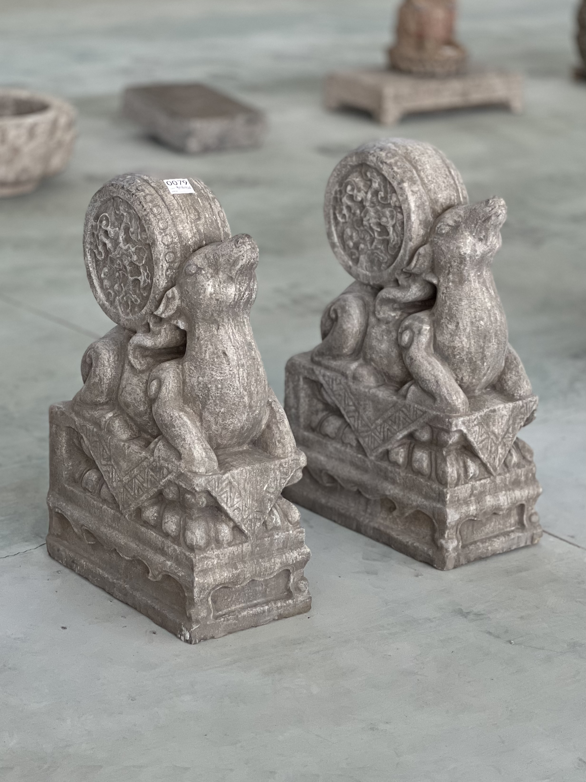 青石梅花鹿抱鼓门墩一对不包邮不包邮