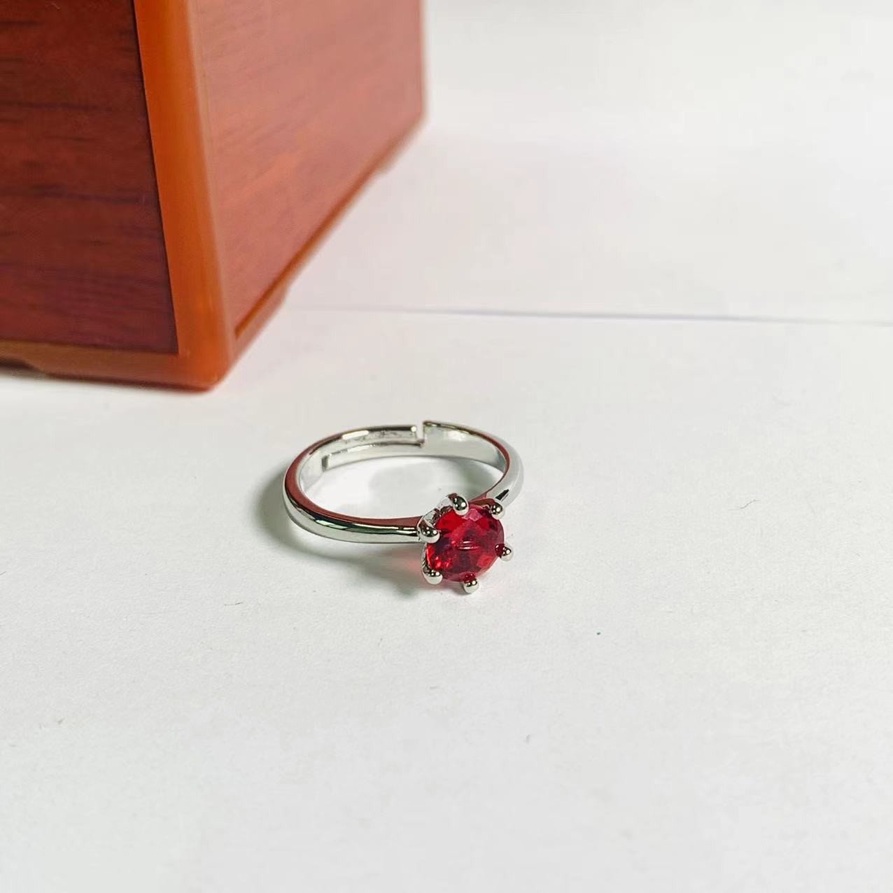 非金属手链 FC514博物院级典藏血白白臻品戒指