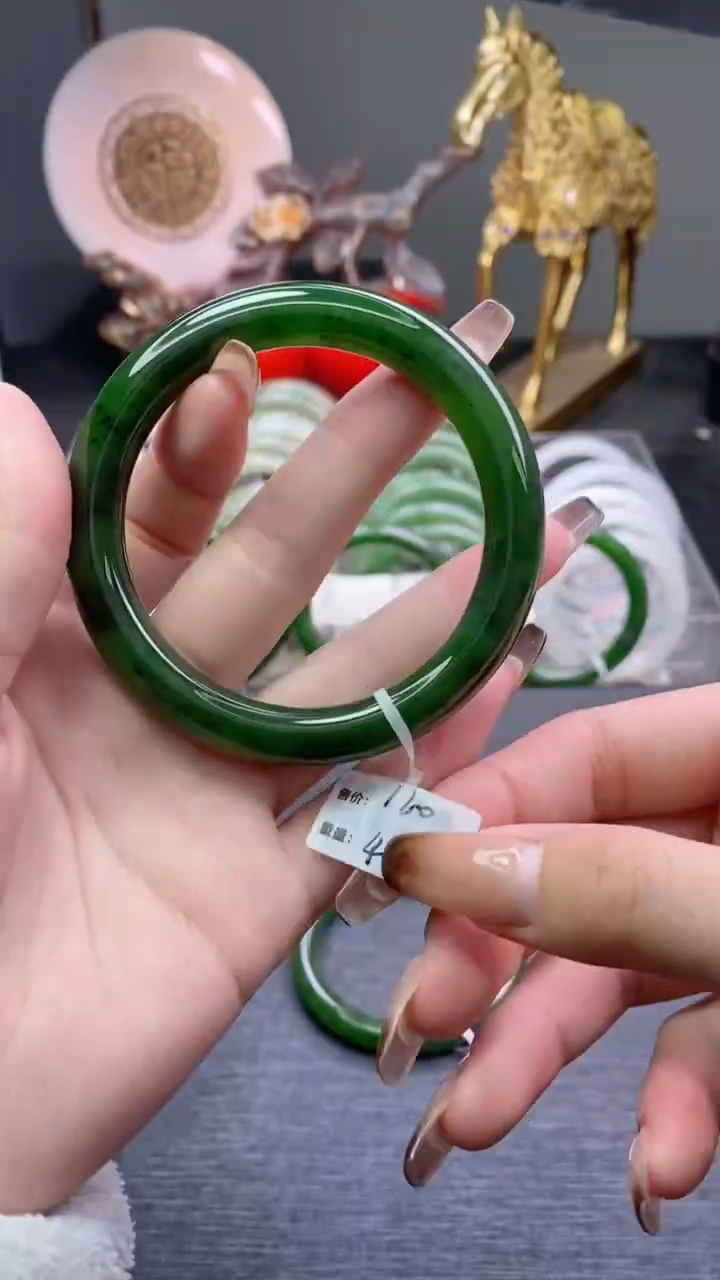 【闪购商品】和田玉手镯未镶嵌和田玉手镯