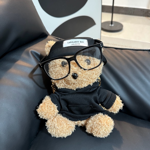 【八喜】帅气卫衣小熊包包链条可爱毛绒绒小众斜挎包包！可放手机！