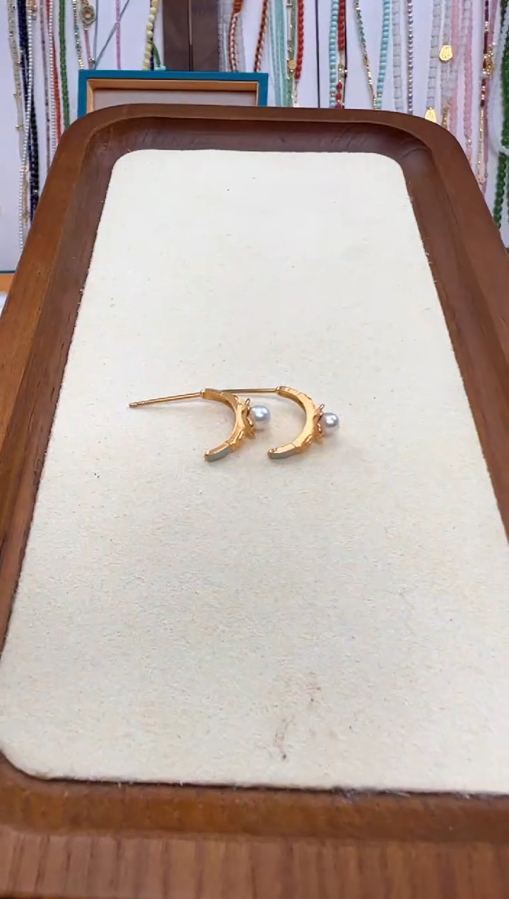 【闪购商品】淡水珍珠耳钉18K金镶嵌耳钉