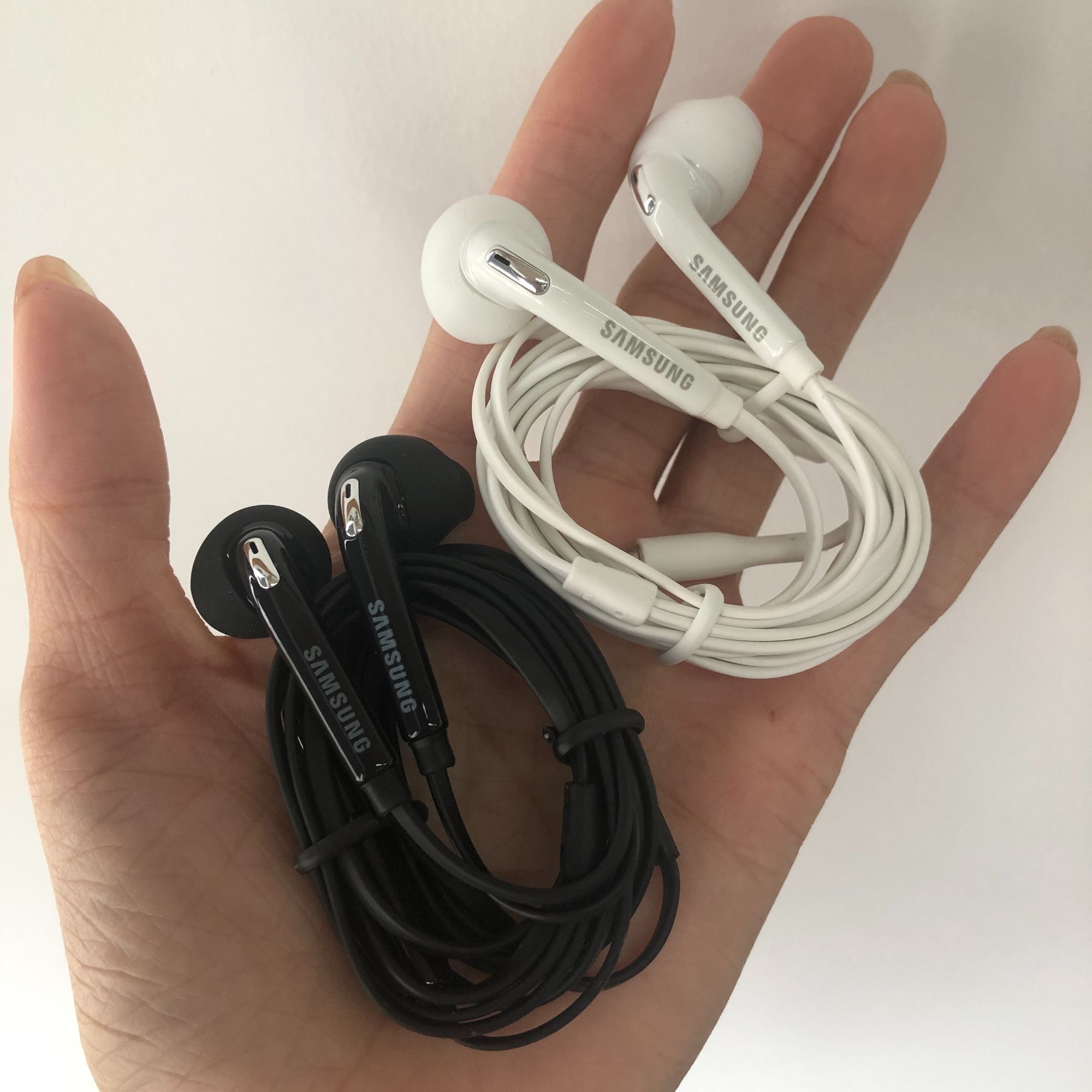 99新 Samsung/三星 经典线控耳机有线立体声带麦安卓3.5接口