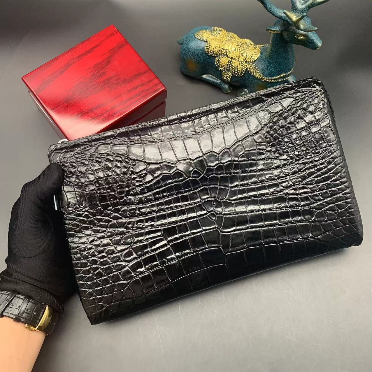 肚-磁吸扣拉牌8-389多隔层手拿包