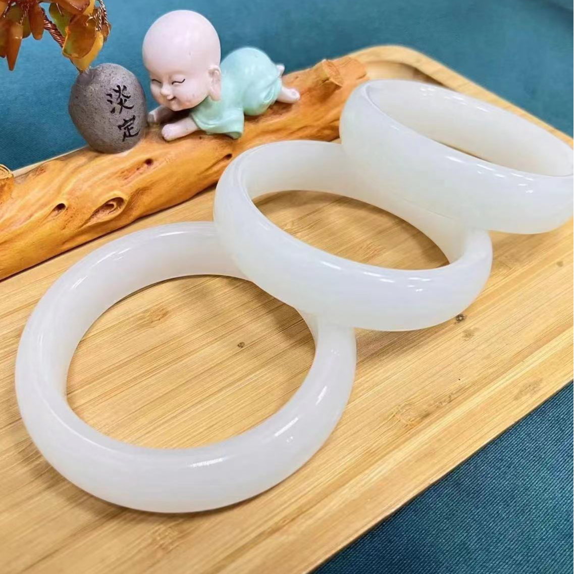 非金属手镯 天花板白脂手镯