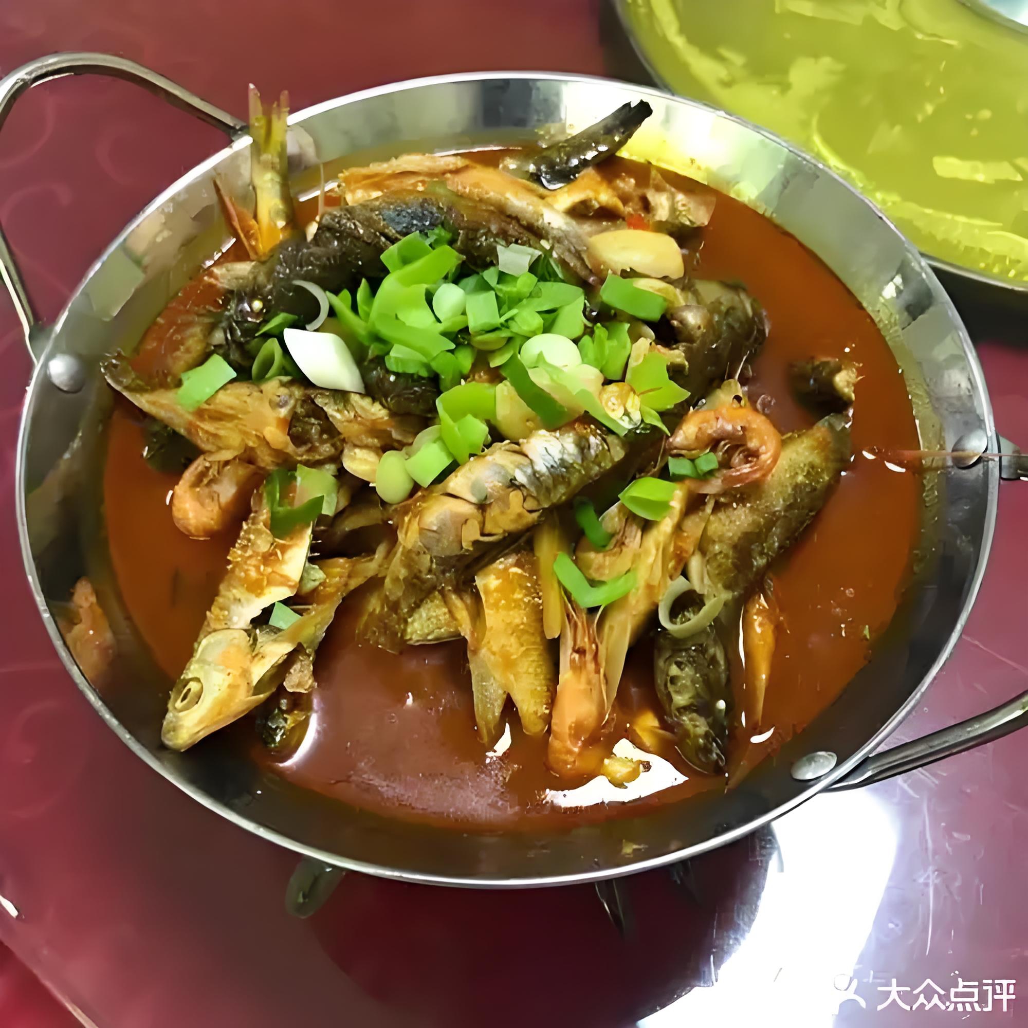 精选优品杂鱼小煲