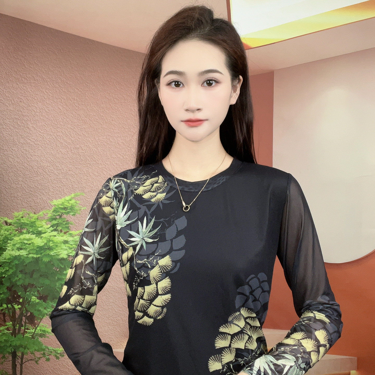 2025夏季新款长袖圆领肌肤纱时尚显瘦印花T恤上衣A237