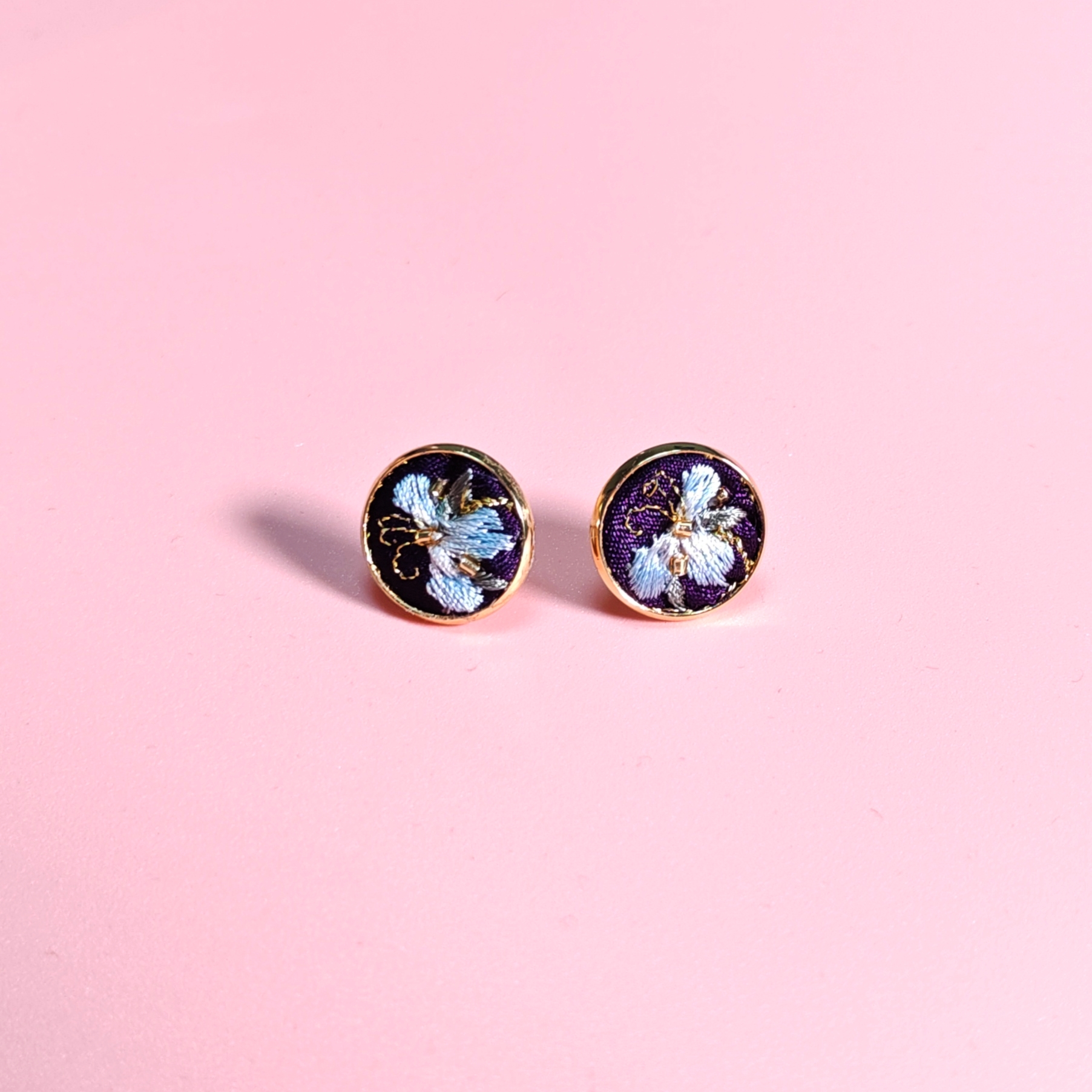 钛钢布艺耳饰 原创手工蝴蝶兰刺绣耳钉气质时尚百搭