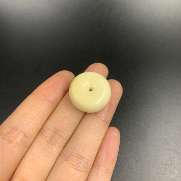 B6297天然猛犸牙平安扣 支持鉴定 假一罚四