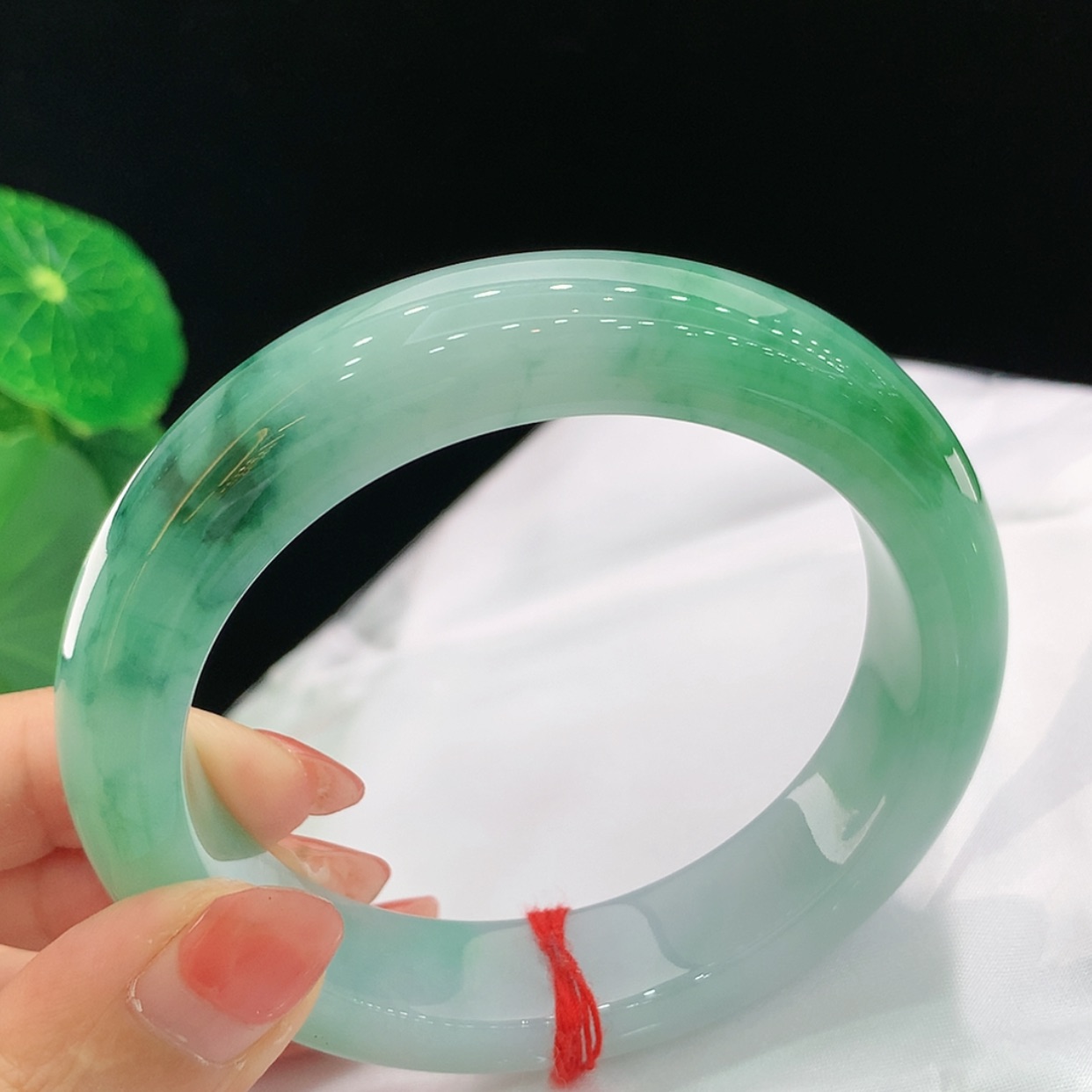 【闪购商品】翡翠手镯未镶嵌圈口58