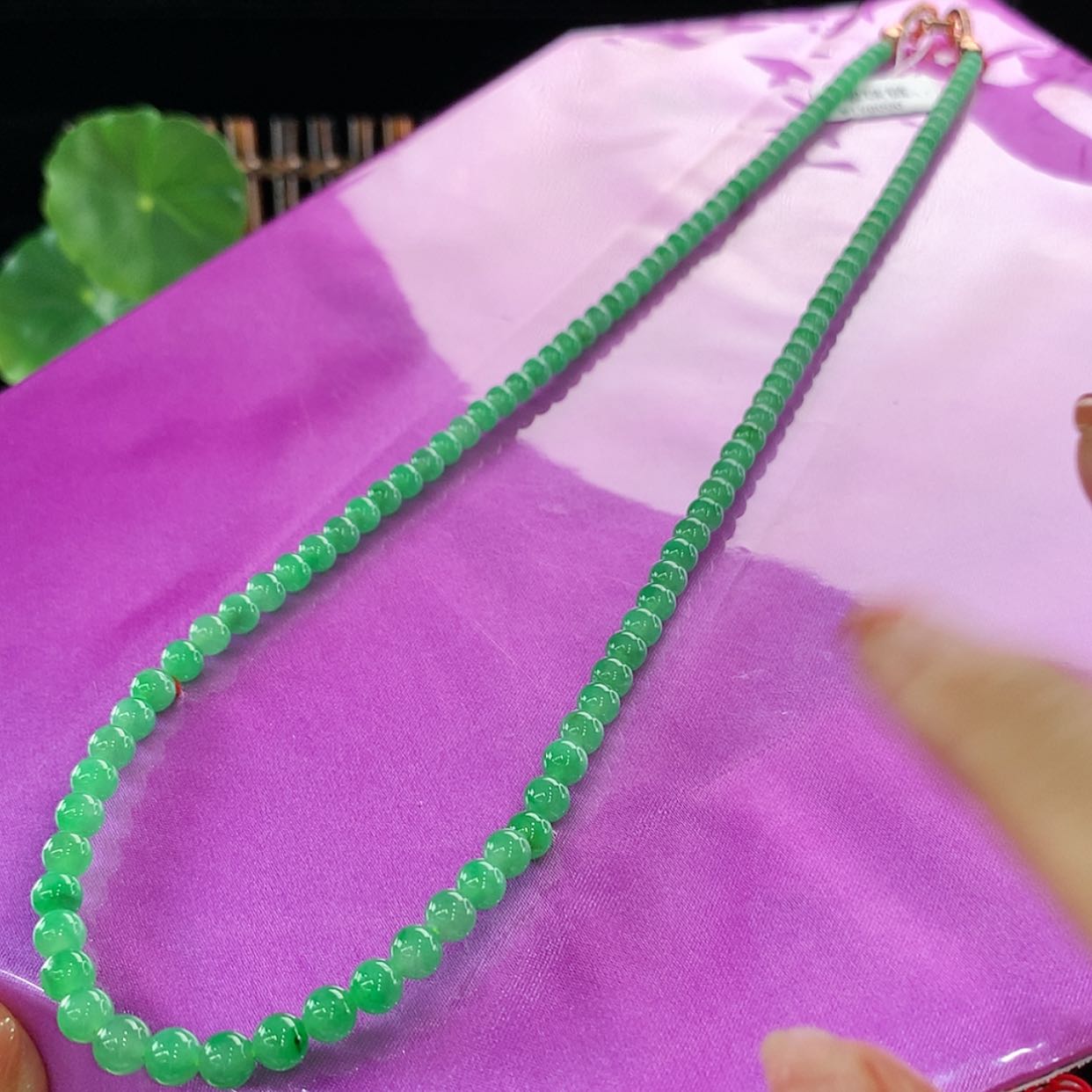 【闪购商品】翡翠颈饰未镶嵌平*