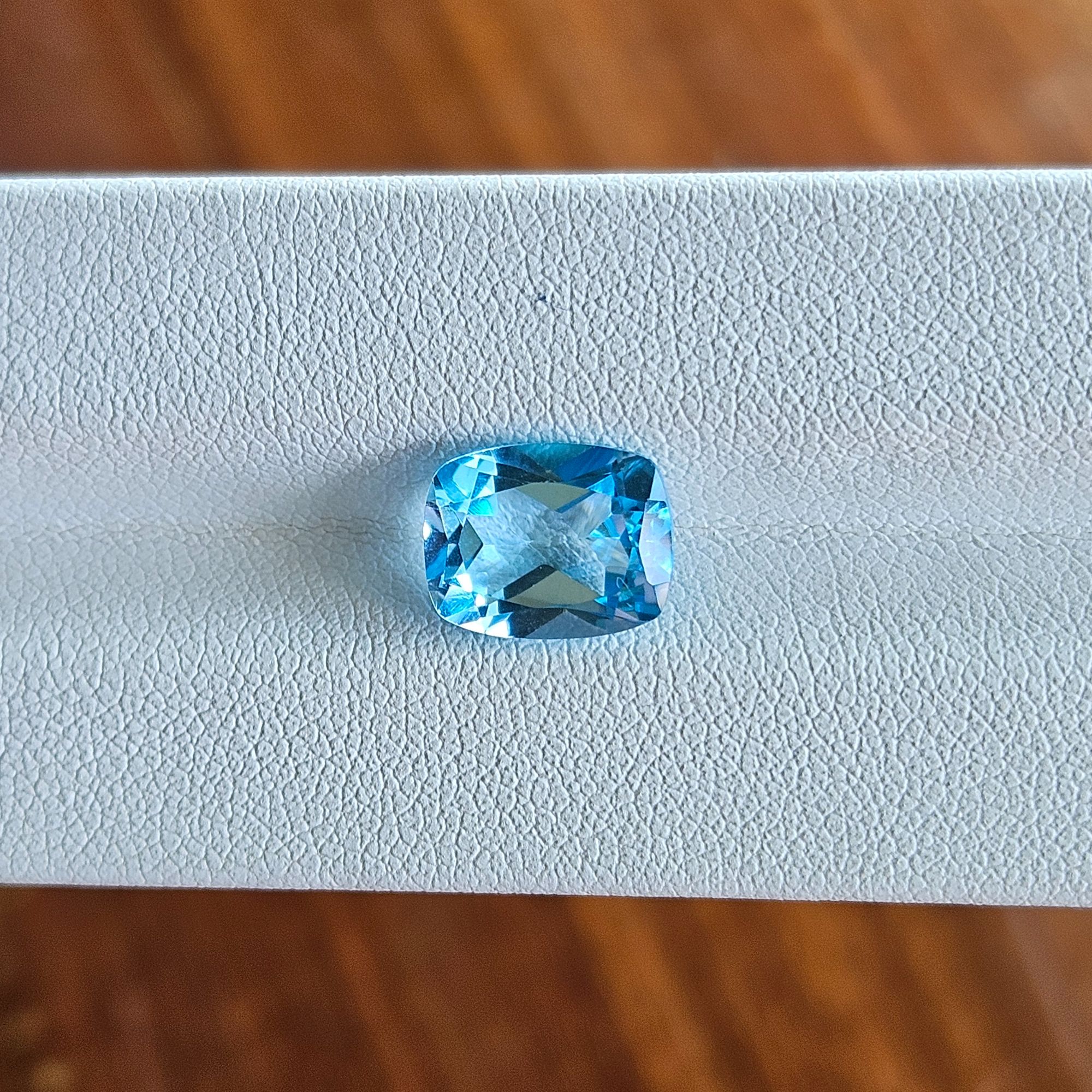 天然托帕石 天空蓝 枕形8*10mm 纯净无暇 蓝色干净满火彩通透