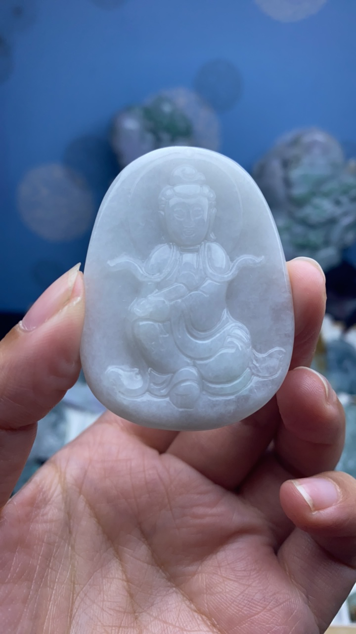 天然翡翠观音吊坠