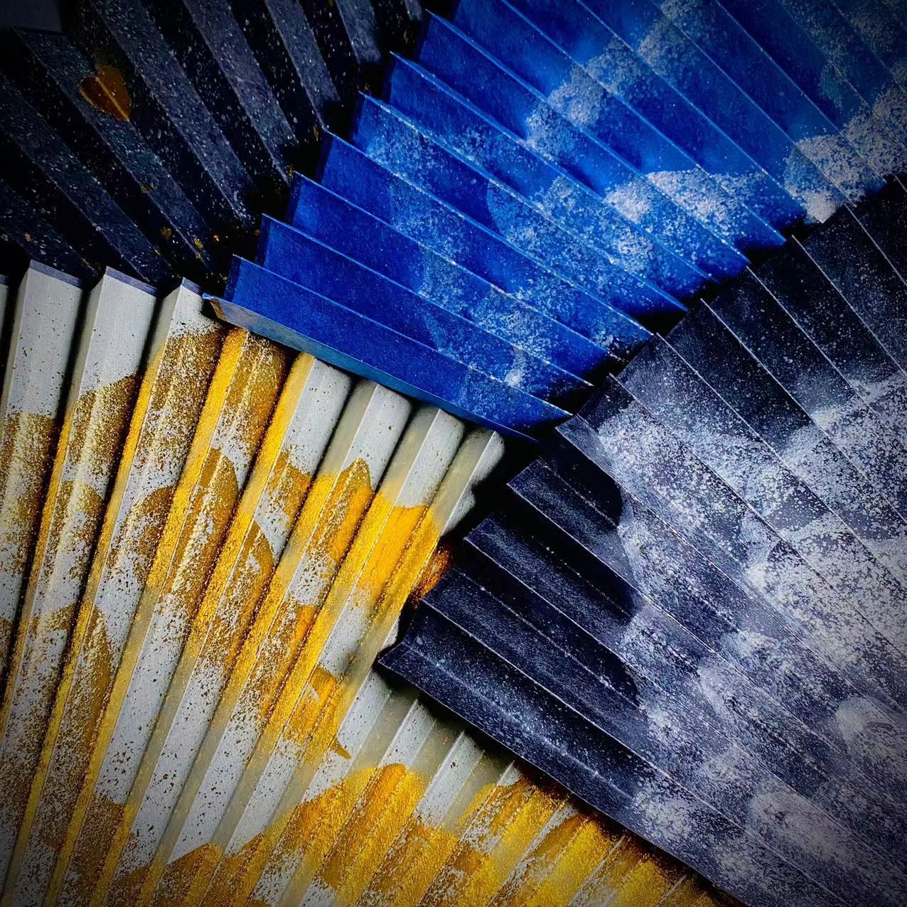 【多多】文玩折扇洒金扇面（ 95寸2.0排口16方--扇面到手需自己裁短）