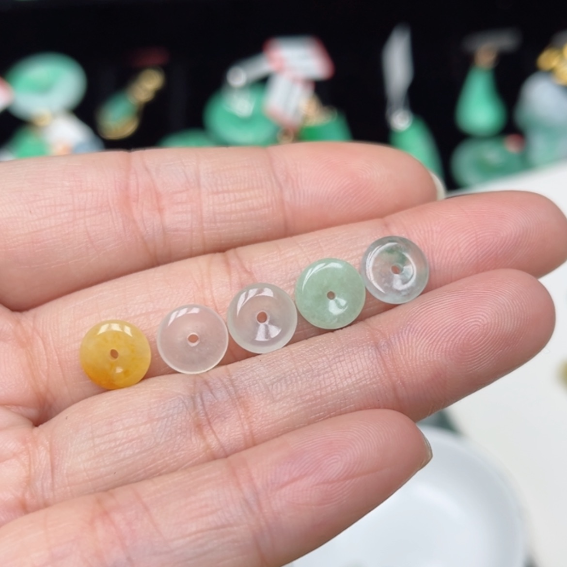 【闪购商品】翡翠颈饰未镶嵌-*定制