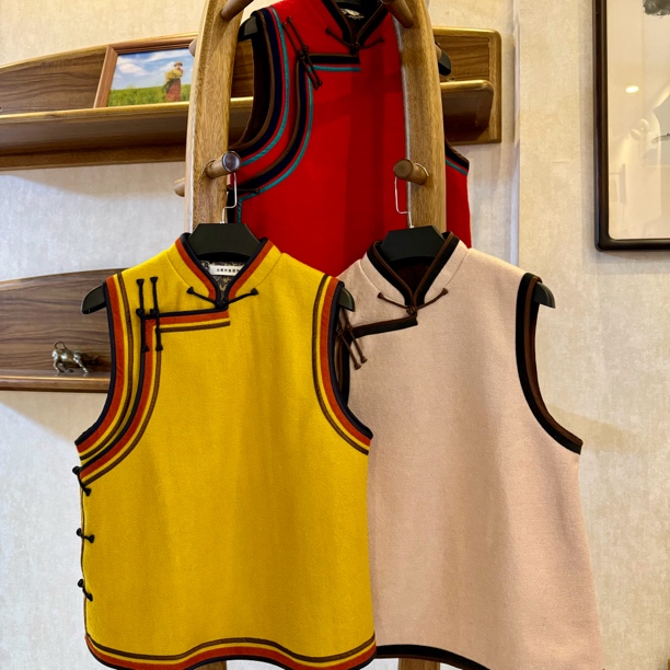 乌银·偏襟系扣马甲国风马夹60cm