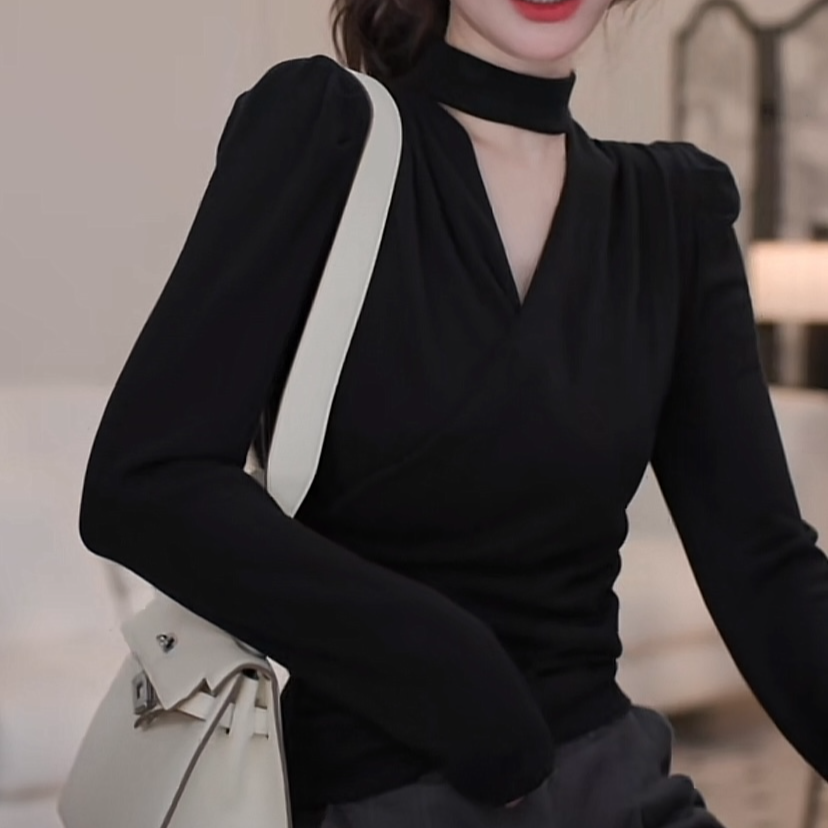 2025新款挂脖V领小众别致设计感洋气交叉黑色加绒上衣LK2500287