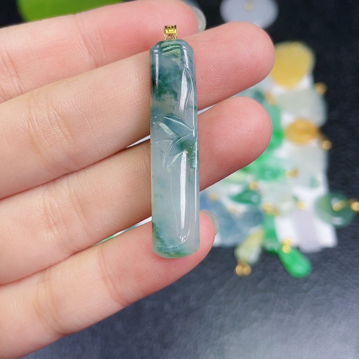 【闪购商品】翡翠颈饰18K金镶嵌