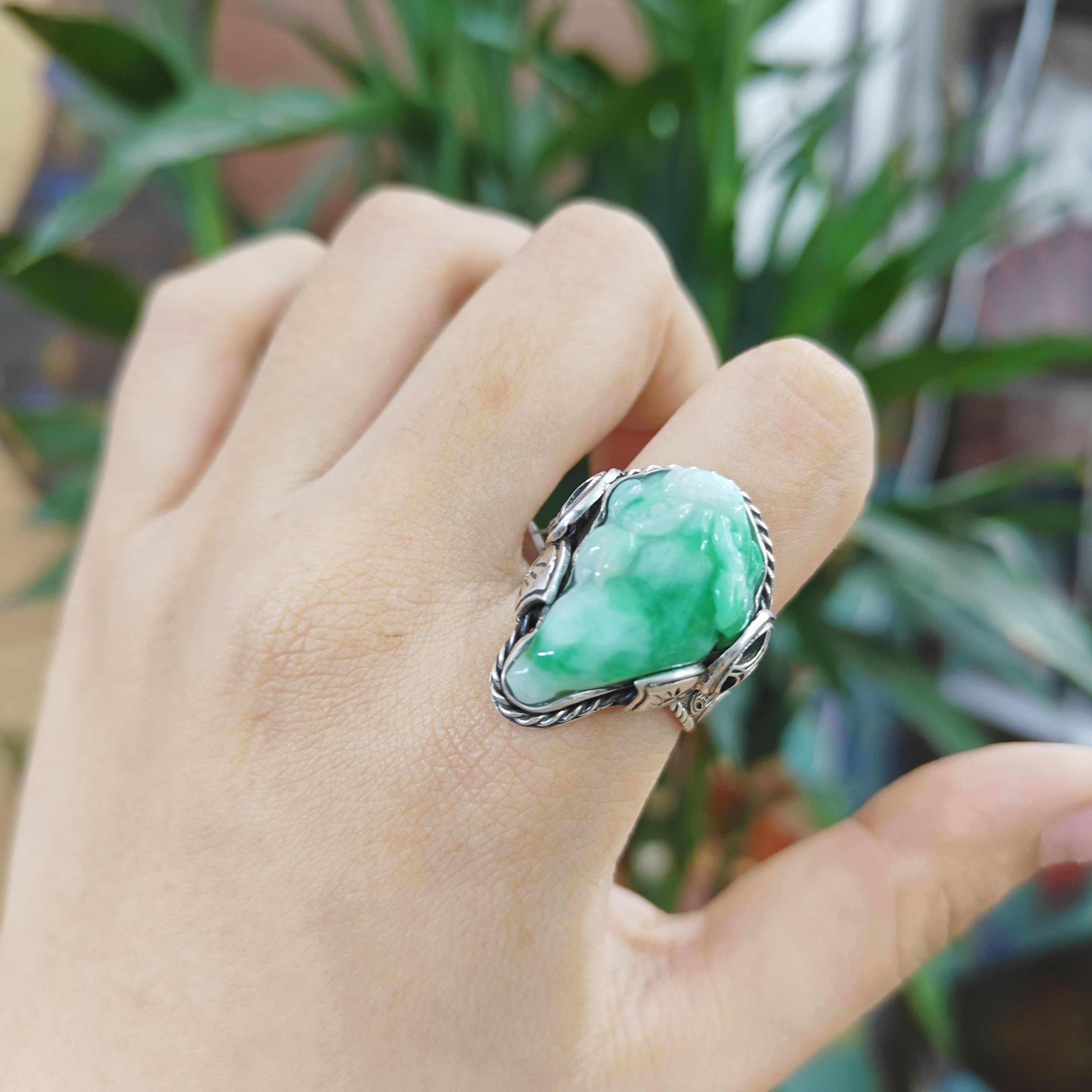 恒玖翡翠 台湾银镶 天然翡翠戒指 手工珠宝镶嵌绿色 复古