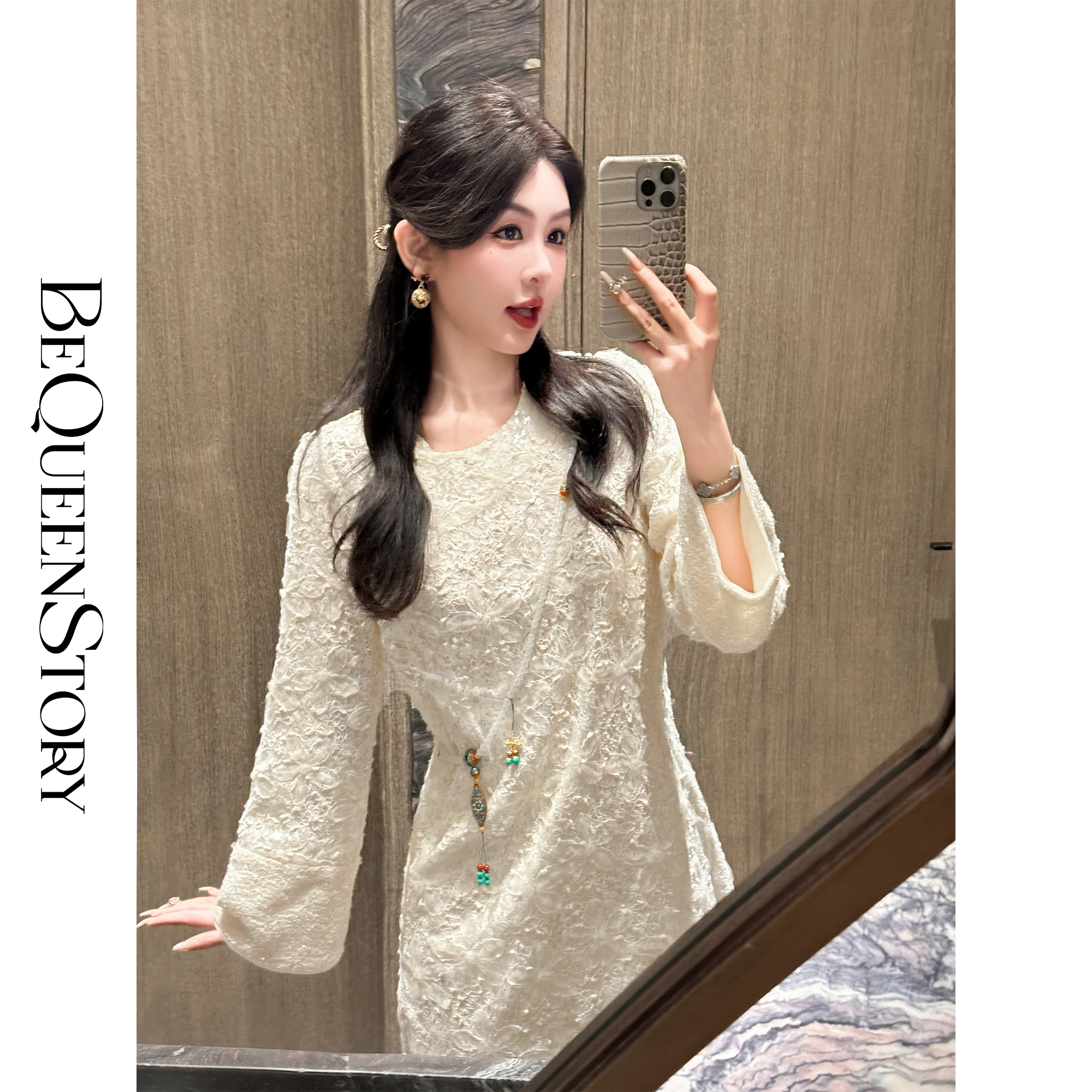 BeQueenStory【香雪浮梅】新中式重工蕾丝侧边开衩圆领宽松连衣裙女