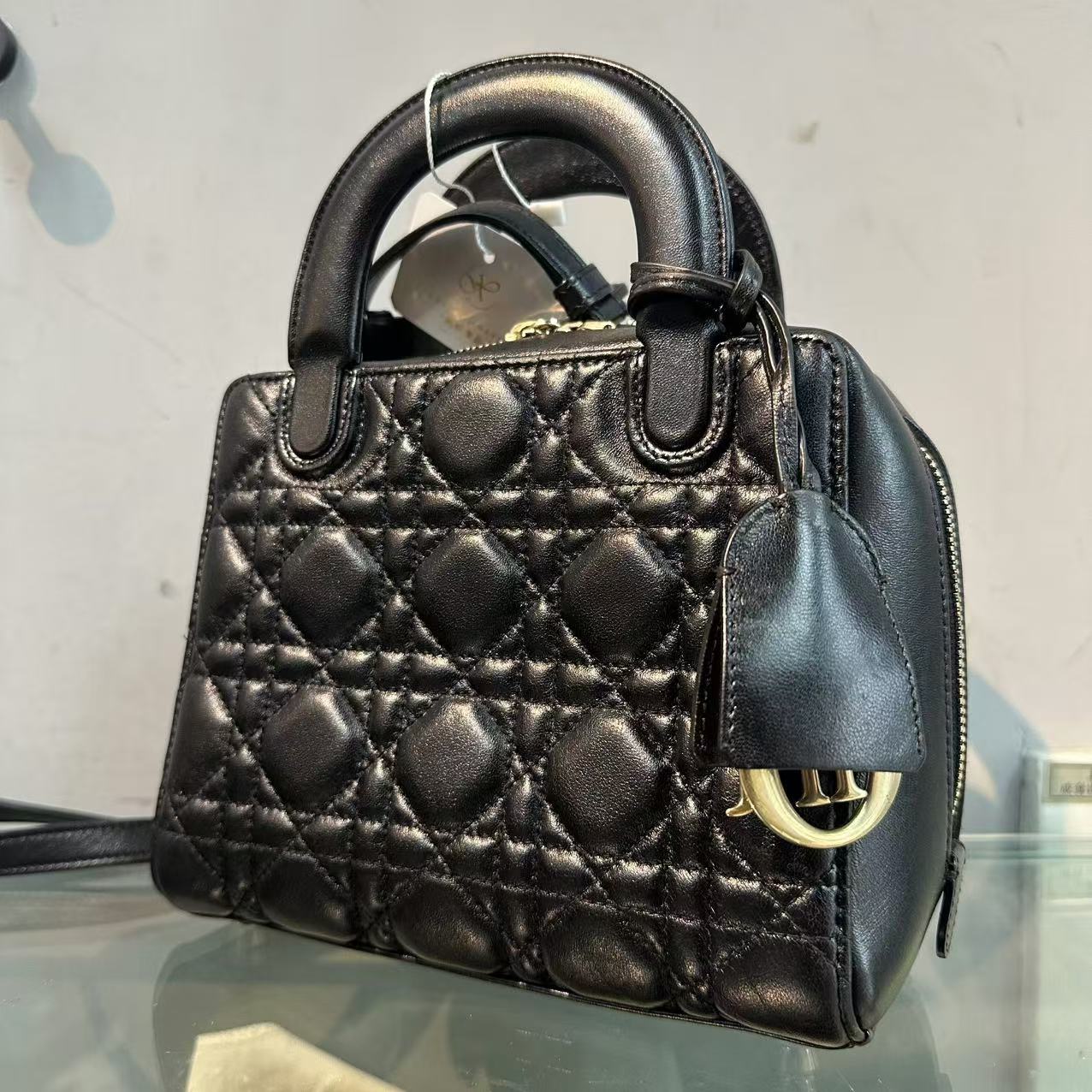 95新 DIOR/迪奥 【文子姐专属】W536/黑金新款斜挎包688236