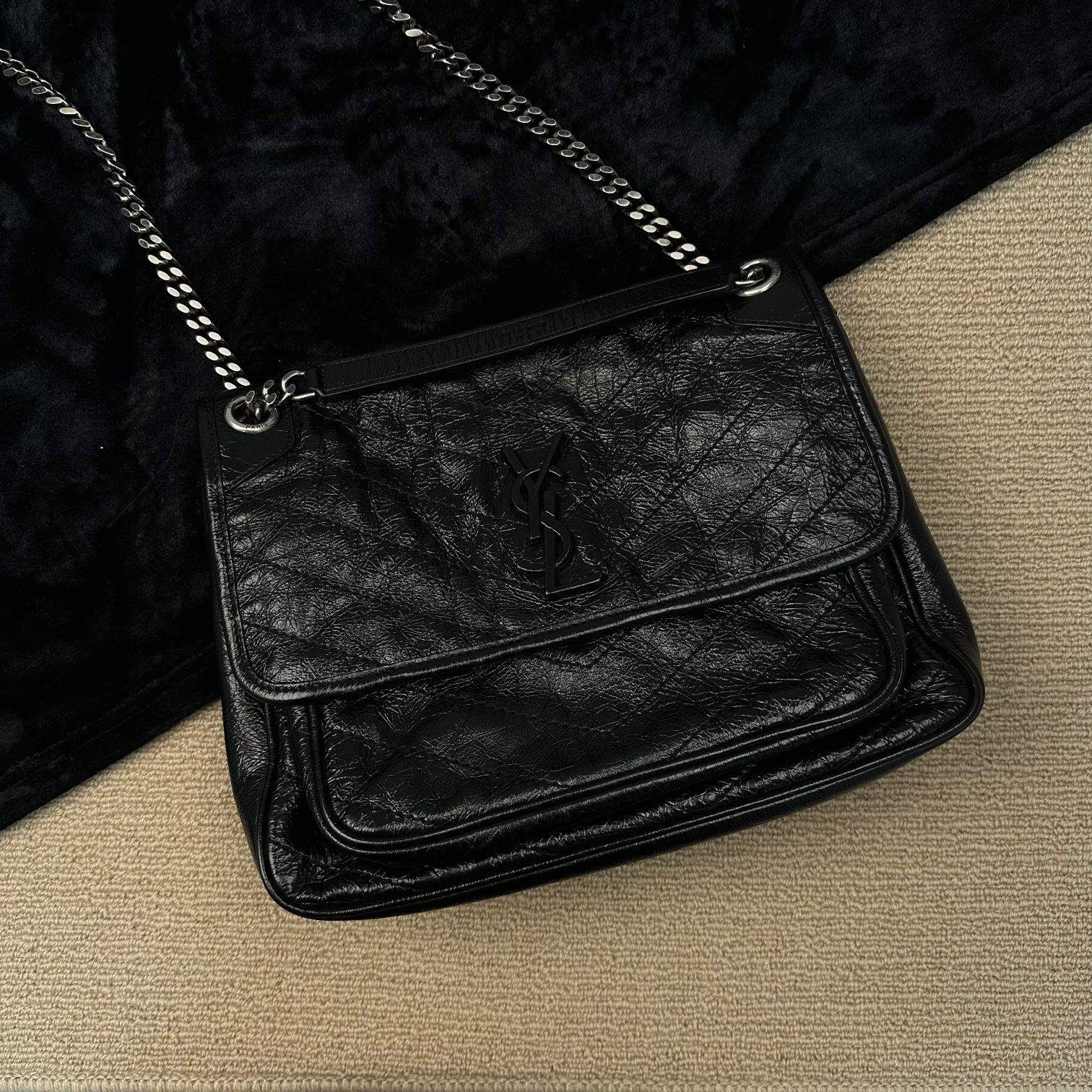 95新 YSL/圣罗兰 【文子姐专属】D424/黑银中号Niki单肩包667786