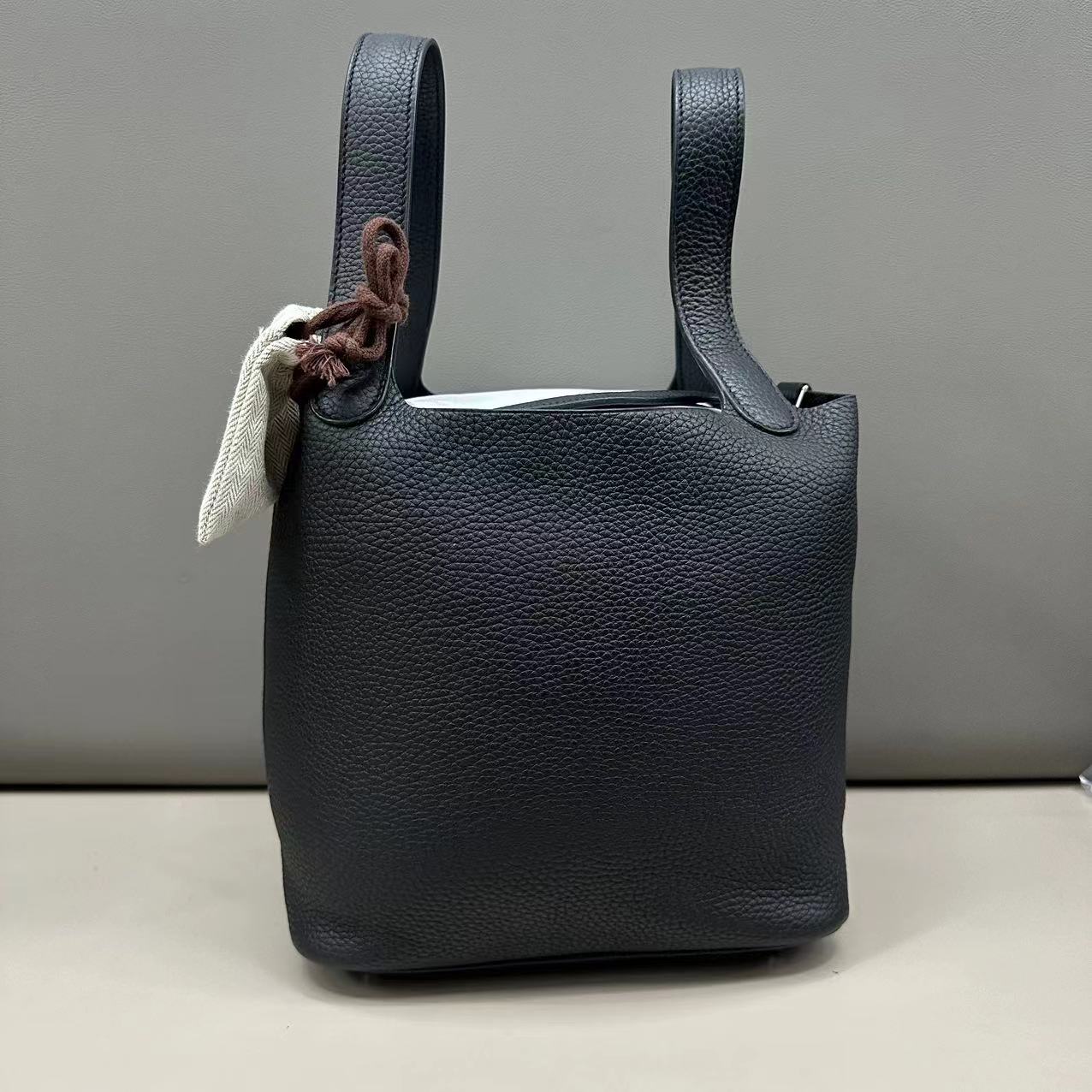 95新 Hermes/爱马仕 【文子姐专属】W240/黑银22菜篮子/667850