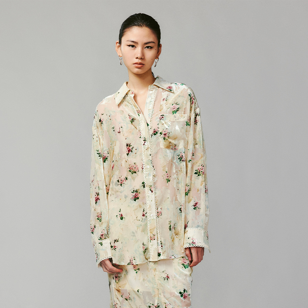 UOOYAA/乌丫冬季经典复古剥落墙纸花丝绒烂花衬衫7213