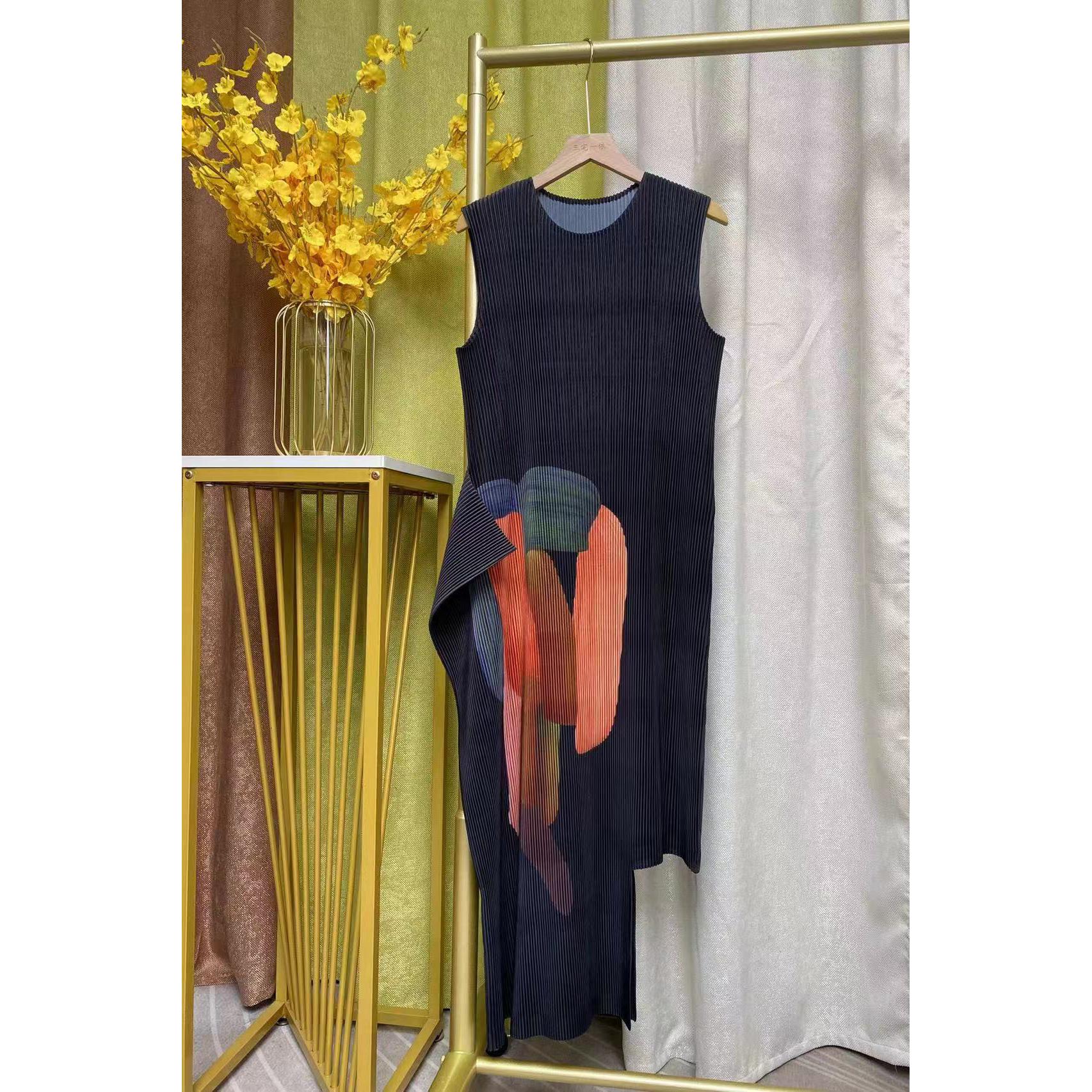 三宅一依褶皱2024夏新设计师款大牙签连衣裙不规则洋气中长裙显瘦