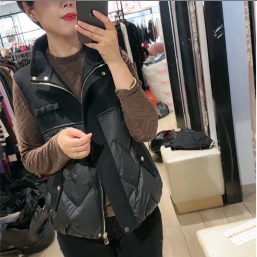 806时尚羽绒拼接马甲