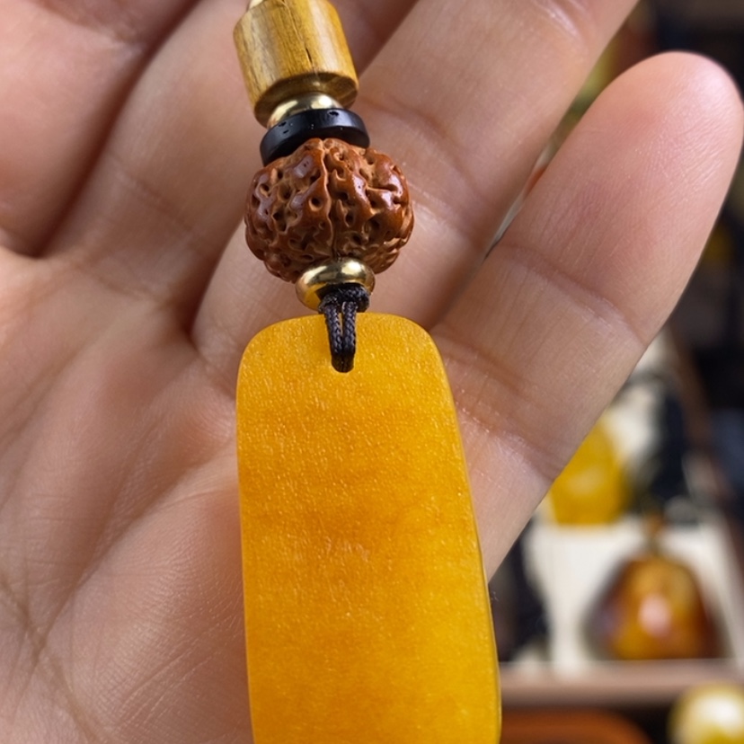 【闪购商品】蜜蜡裸石未镶嵌