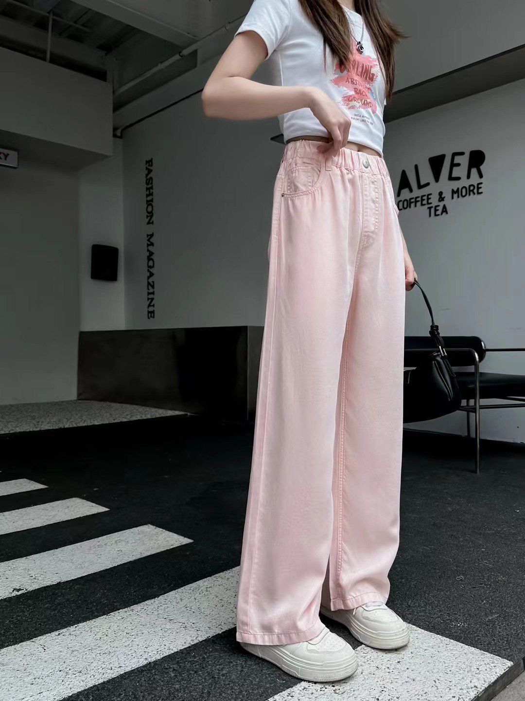 宽松休闲时尚百搭超薄超软牛仔裤