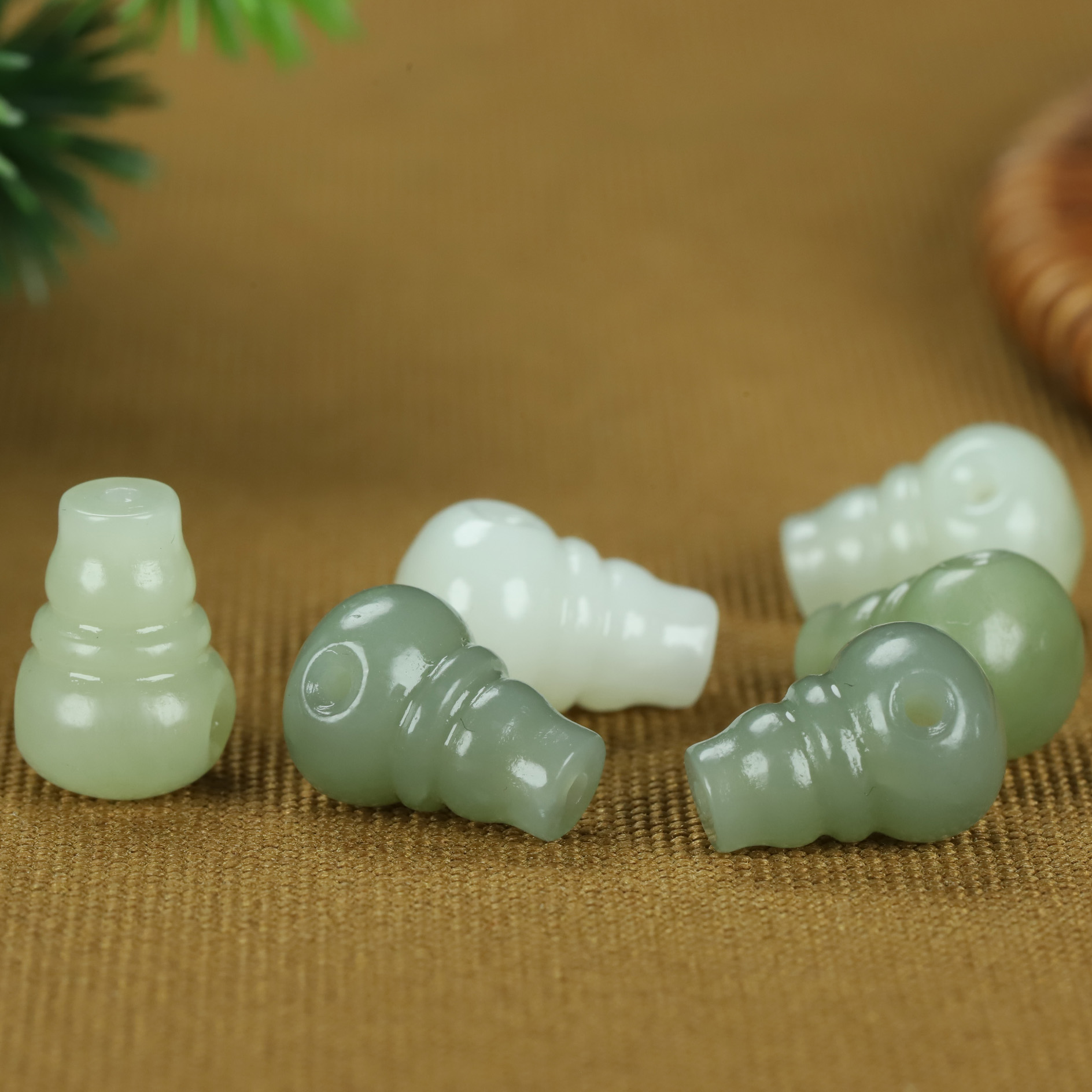 正品和田玉葫芦三通福禄佛头适合串珠三通手工打磨精美DIY配饰