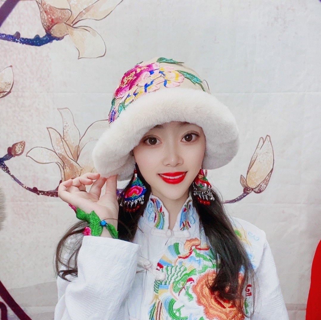 民族风加厚加绒保暖刺绣帽国风加厚渔夫帽重工刺绣百搭洋气