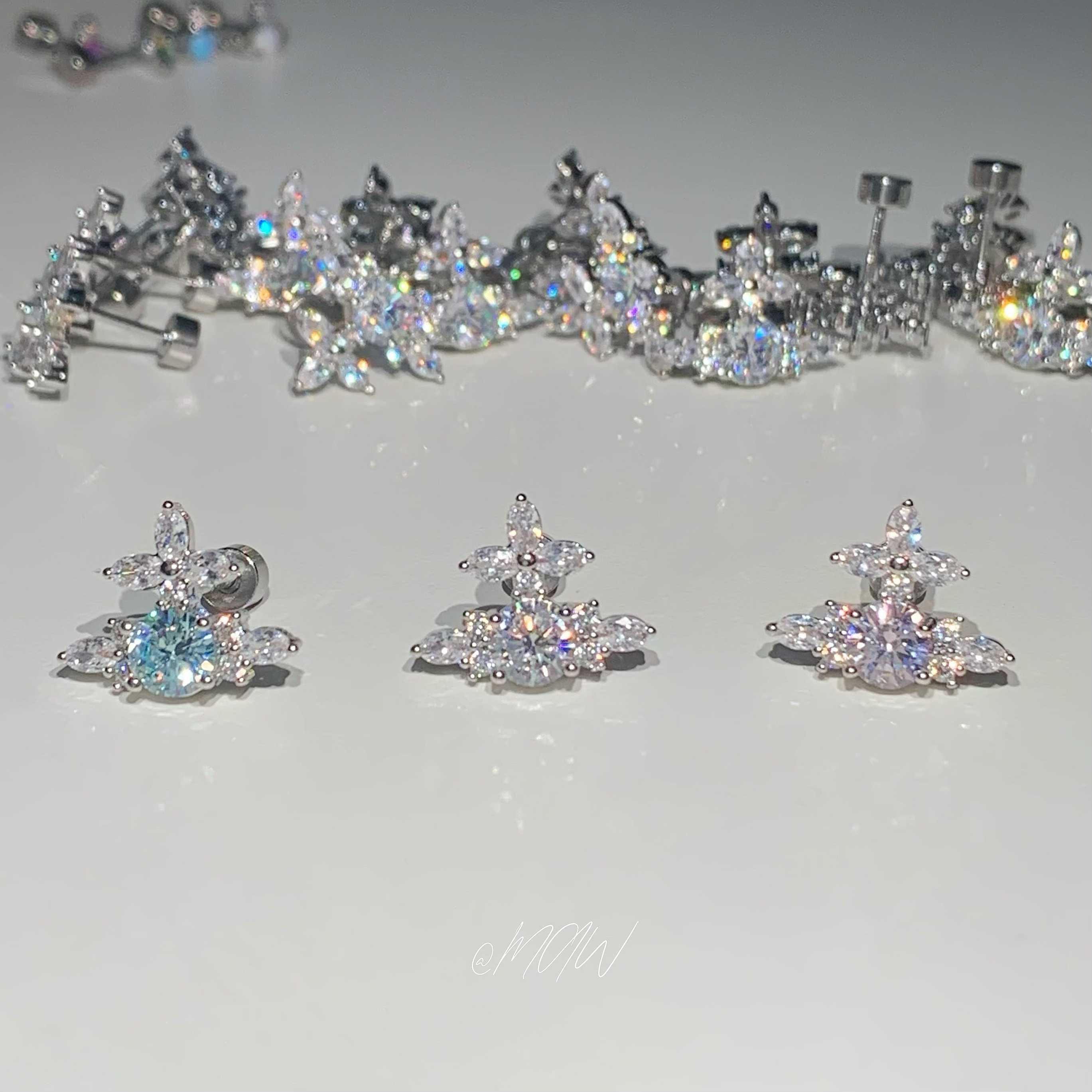 钛钢合成锆石耳饰 MAW 八心八箭爆闪土星/超闪星球耳钉钛钢耳骨钉