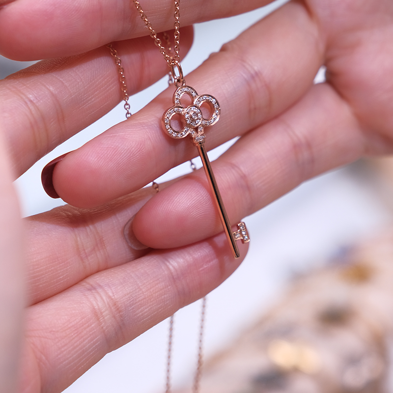 （福利）金皇冠钥匙项链轻奢时尚百搭简约精致甜美镶嵌坠链素款气质