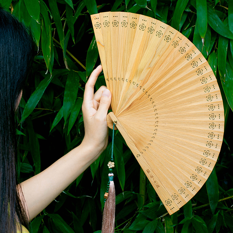 隐木【欣于所遇】崖柏中式扇子手工木扇饰品