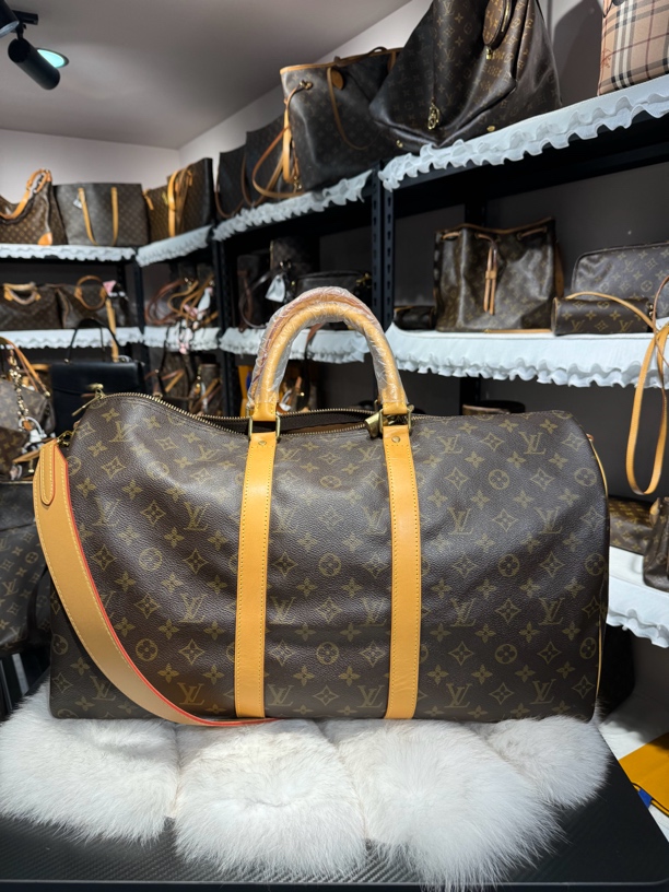 95新 LouisVuitton/路易威登 换新植鞣革kp50肩带款LY
