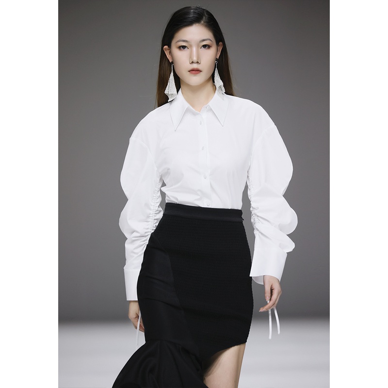 MAGGIE MA设计师款圣洁白高级花瓣袖设计通勤衬衫609S