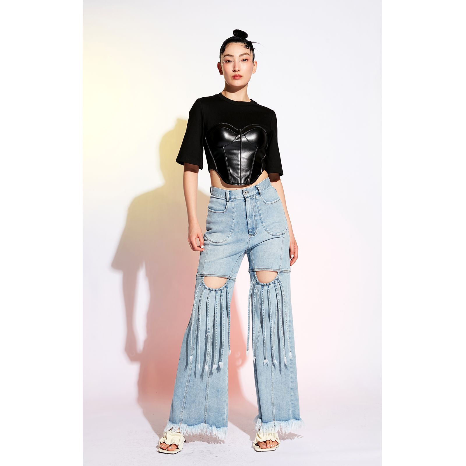 SUNGDOGIN蓝色镂空流苏牛仔阔腿裤24SK010