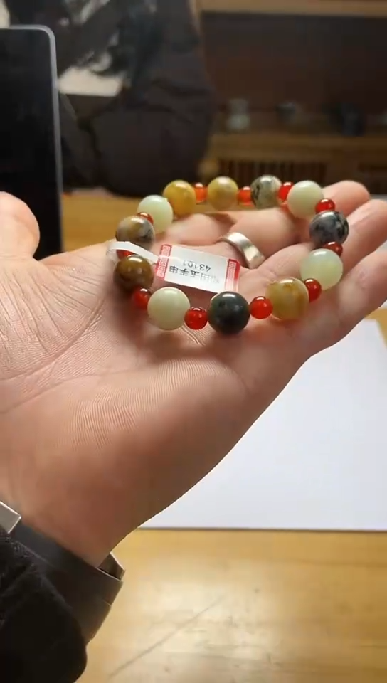 【闪购商品】和田玉手串未镶嵌义合露露BY114