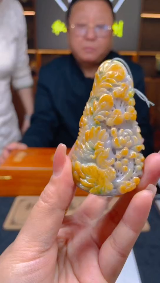 【闪购商品】定制翡翠未镶嵌木兰（凤）151224026