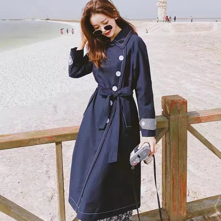 新款英伦时尚风衣
