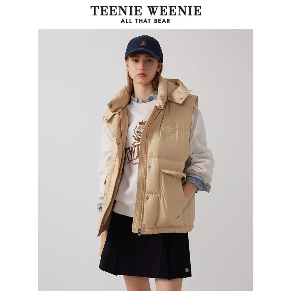 TeenieWeenie小熊字母马甲女2024冬季新款女羽绒服女TTJD244T03P