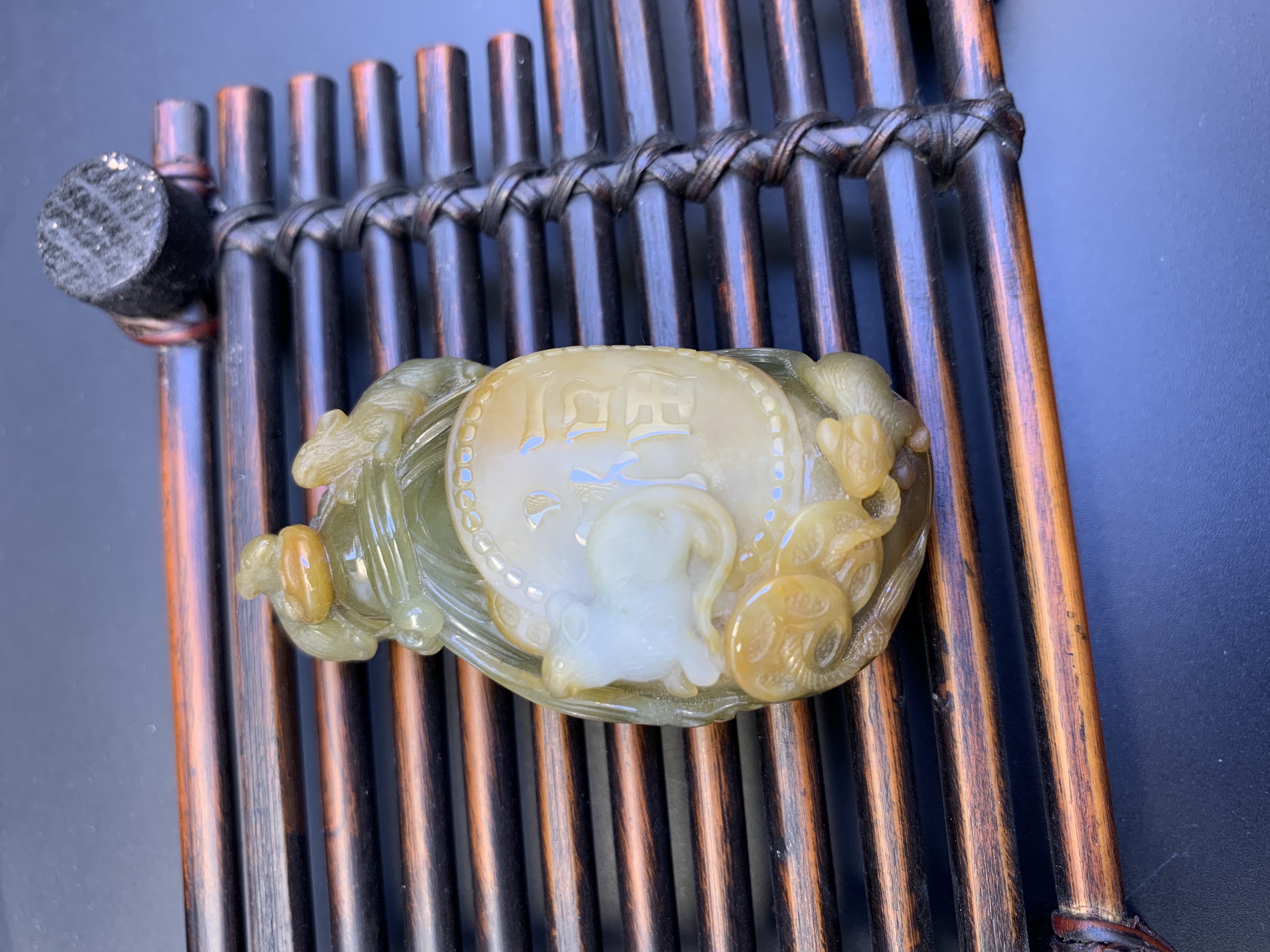 福袋五鼠运财代代有钱特色孤品翡翠俏色巧雕精雕仿古