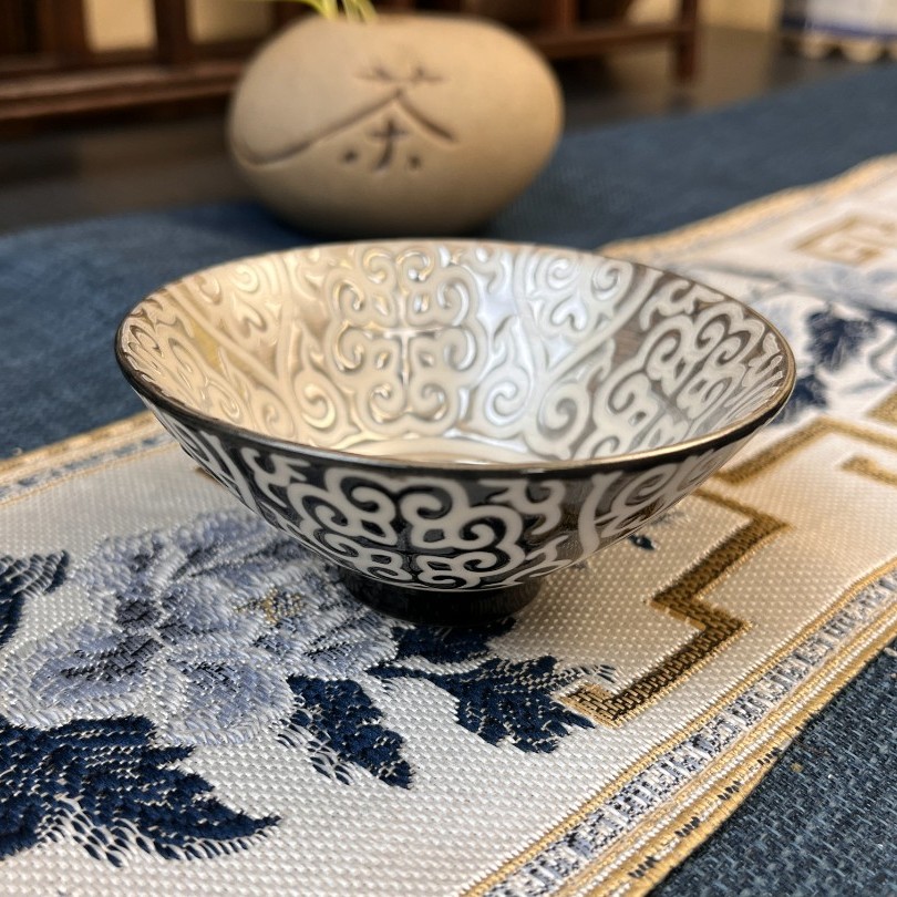 鎏银黑色户外茶具