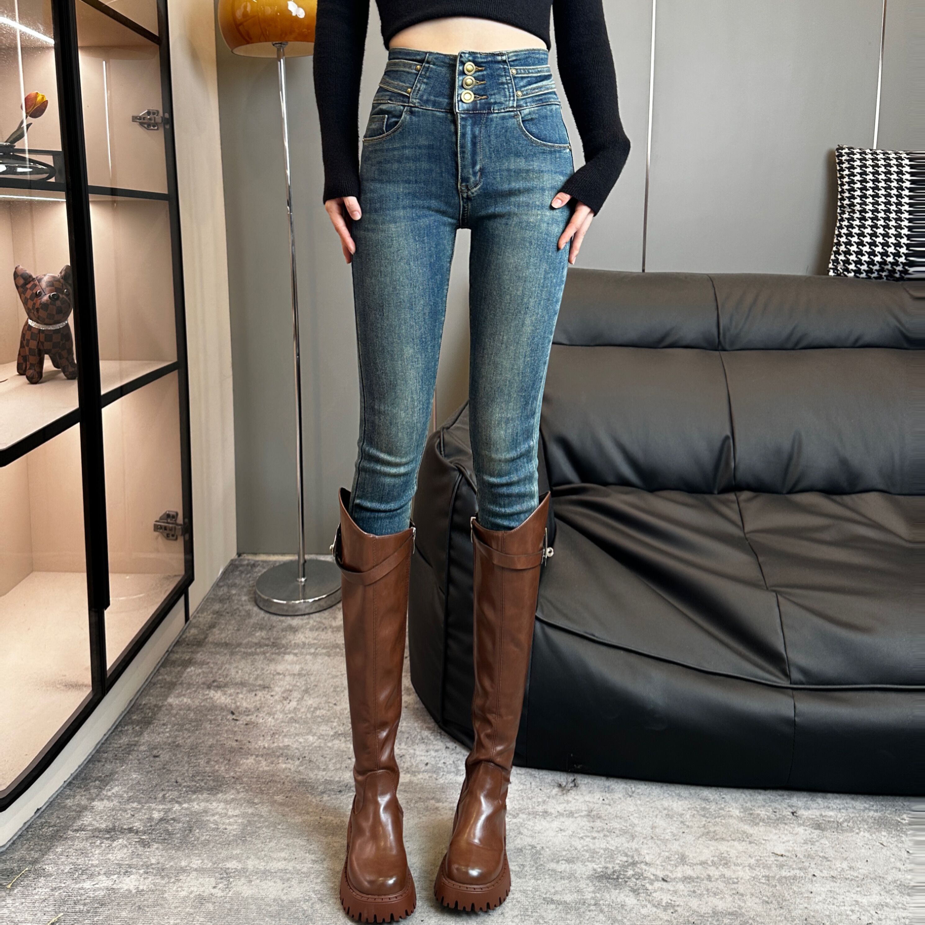 2025秋季新款高腰小脚牛仔裤女加绒修身显瘦小个子百搭铅笔裤子