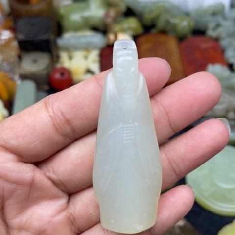 岫岩老玉（透闪石质玉）颈饰未镶嵌28